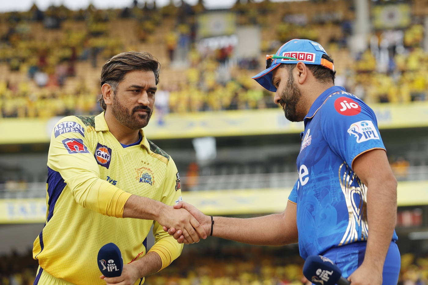CSK vs MI: Dhoni and Rohit Face Crossroads Clash