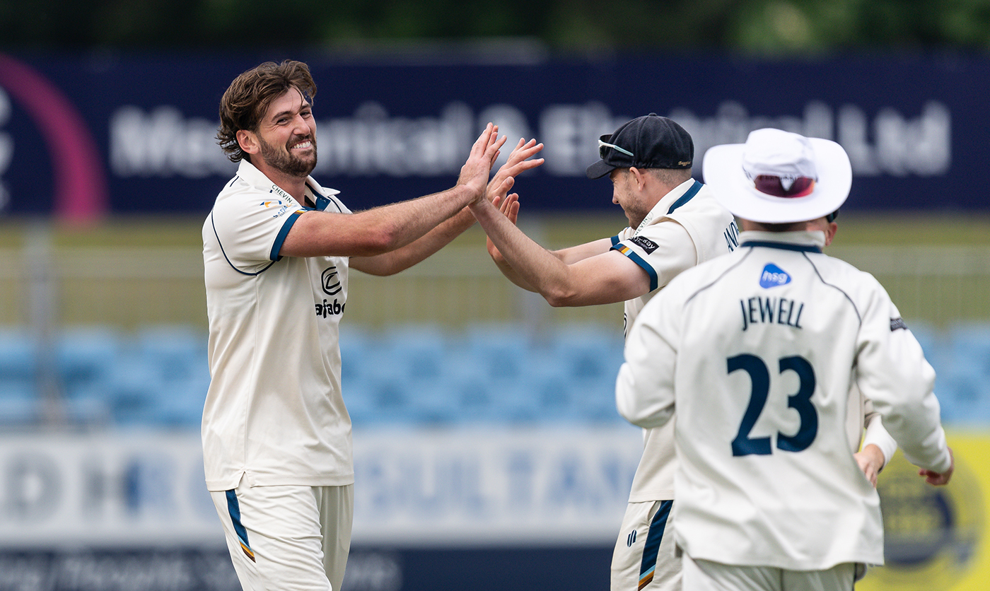 Aitchison Takes Five As Seamers Dominate Lord's