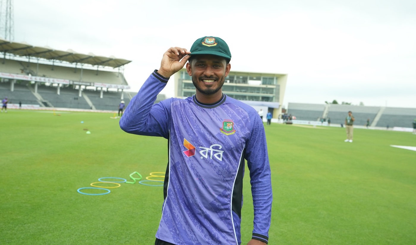 Babar Returns as Pakistan Bowl First in Sylhet