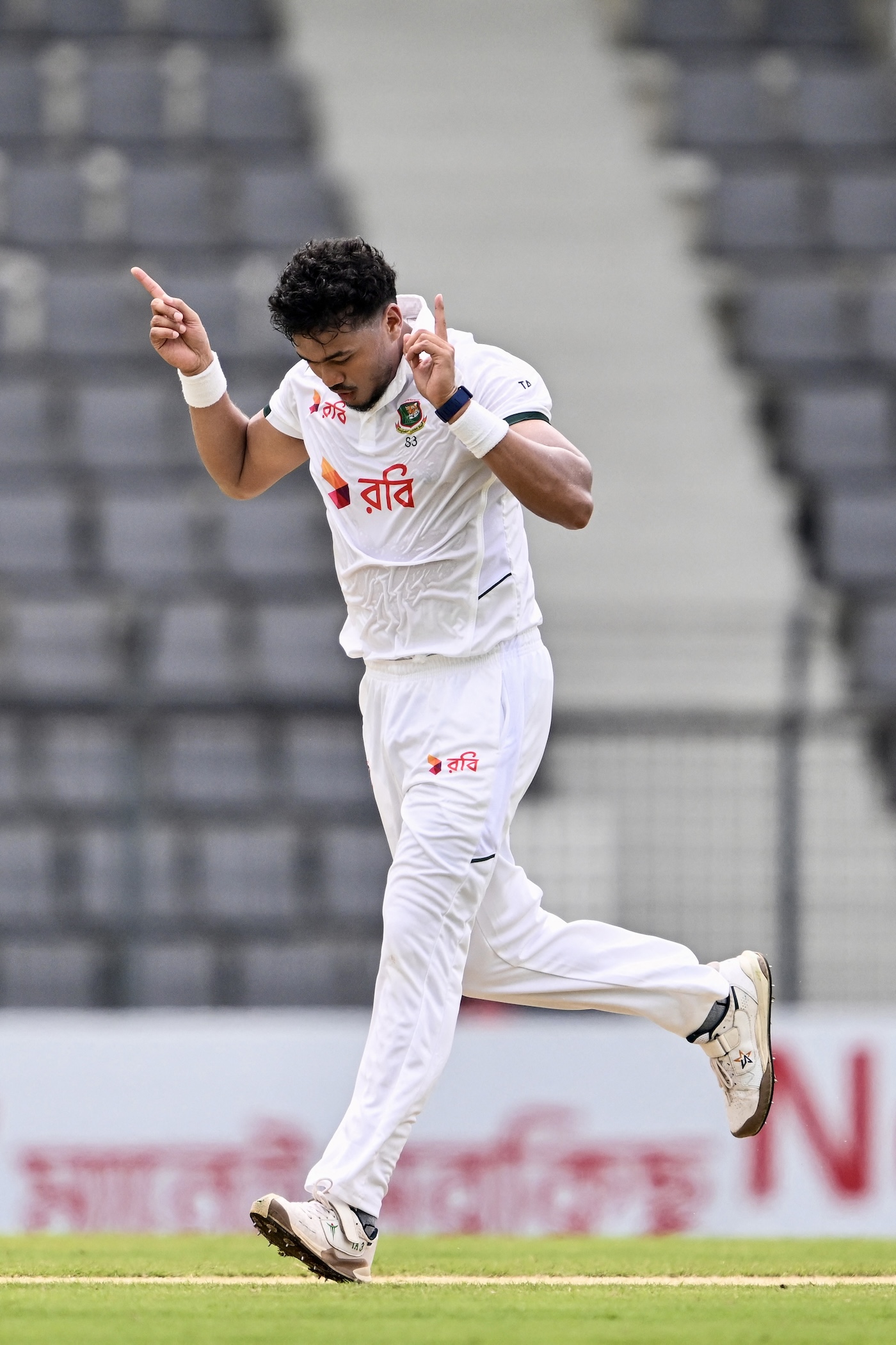 Babar's Pakistan Crumble Against Taskin And Mehidy