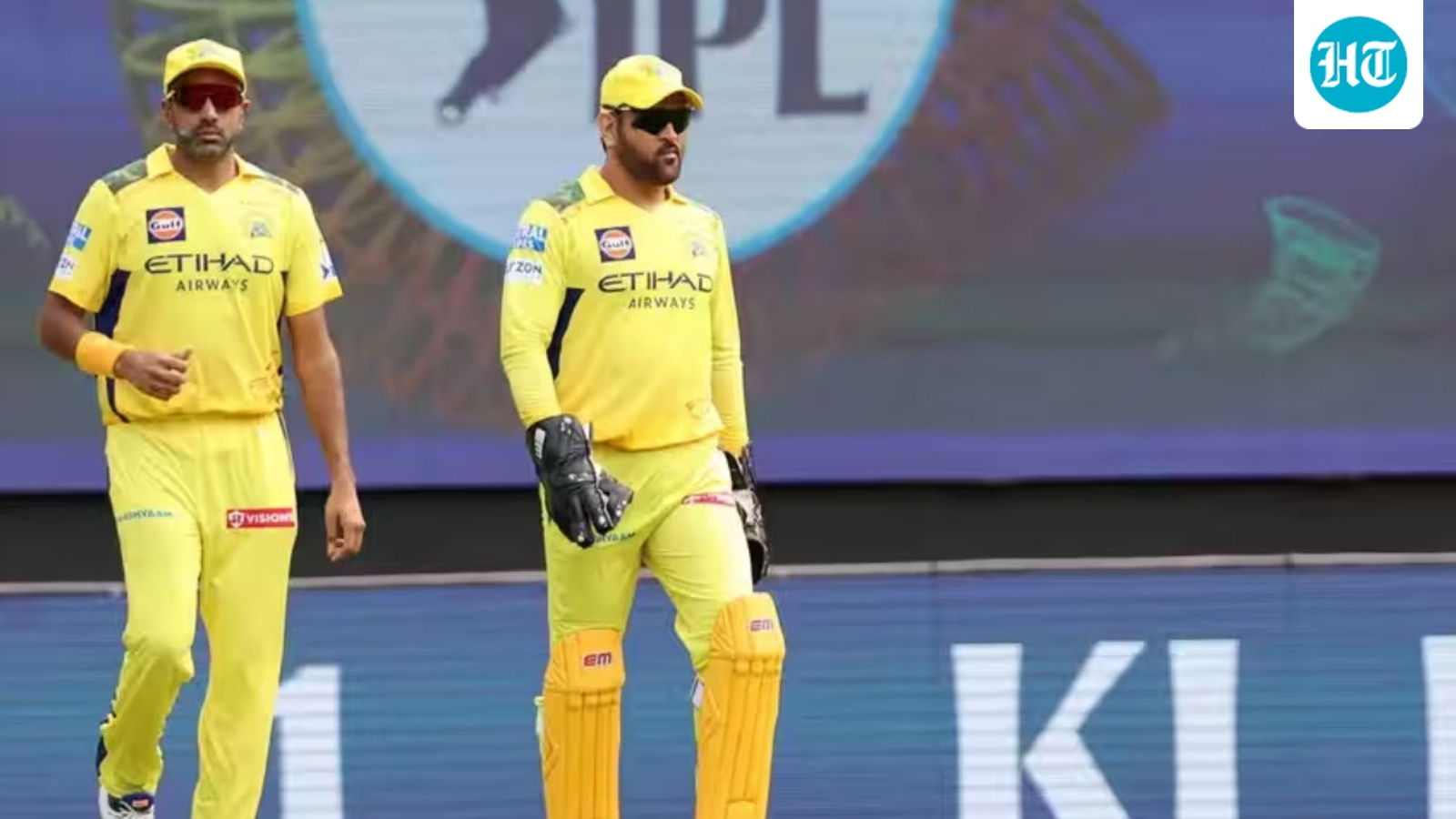 Dhoni Irritated By Ashwin's Excessive Celebration