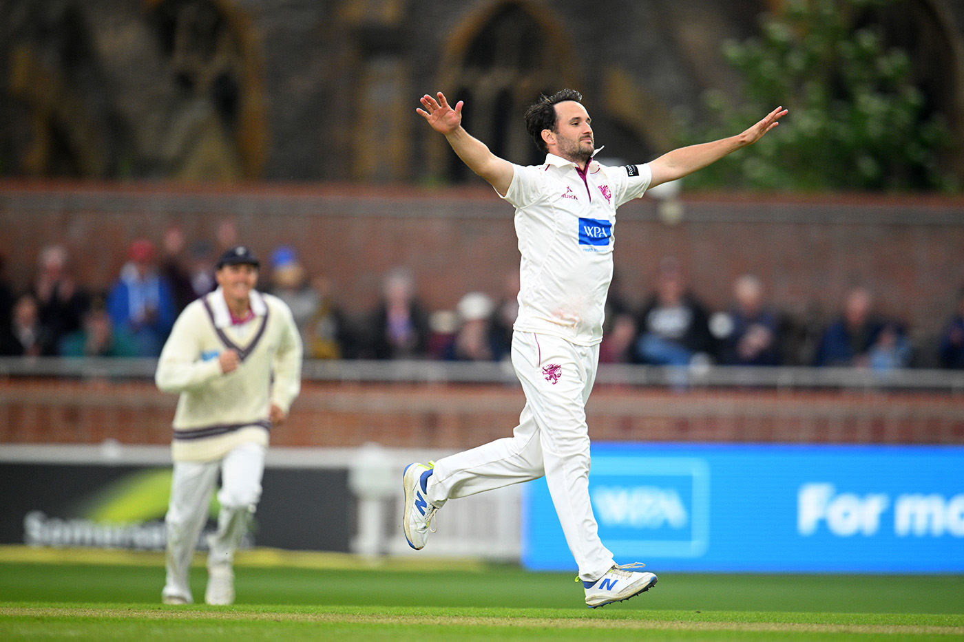 Gregory Takes Six, Thomas Hits Hundred as Somerset Dominates