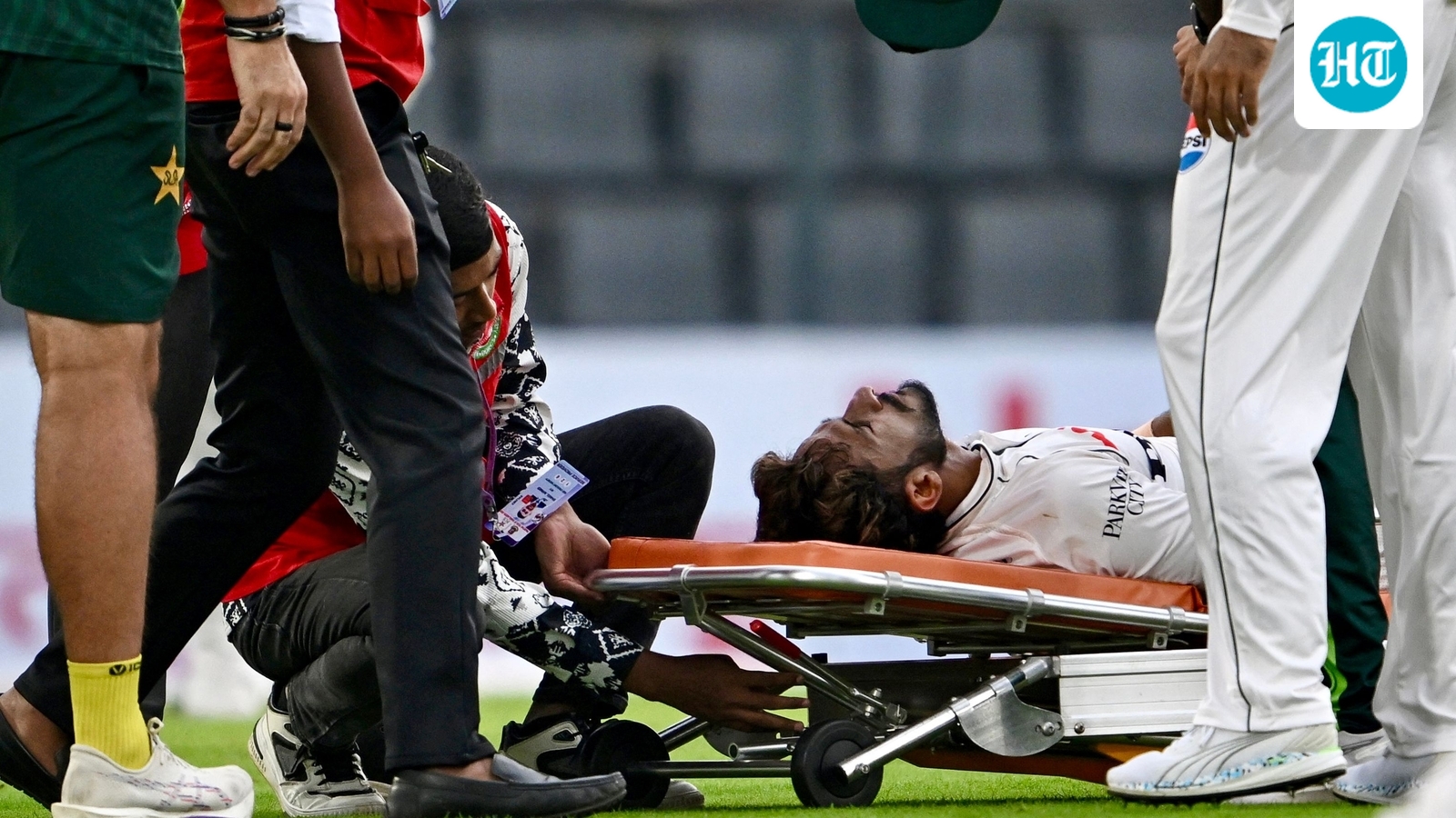 Hasan Ali Stretchered Off After Freakish Head Injury