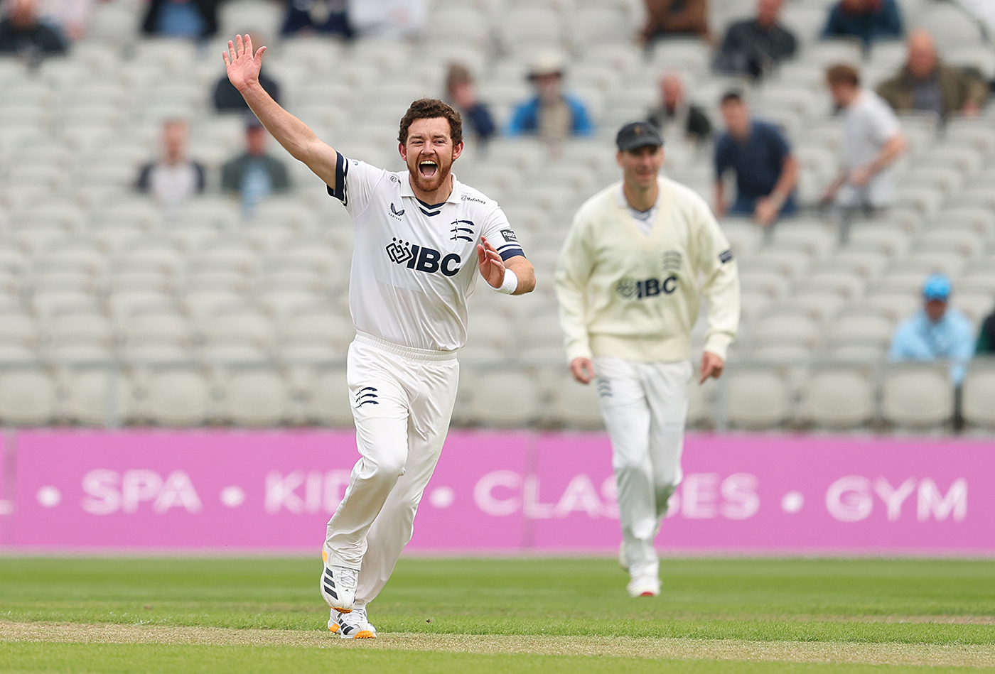 Higgins Hits Back as Low-Scoring Tussle Tightens