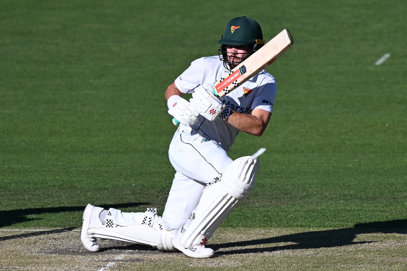 Jewell Sparkles as Derbyshire Dominates Northants