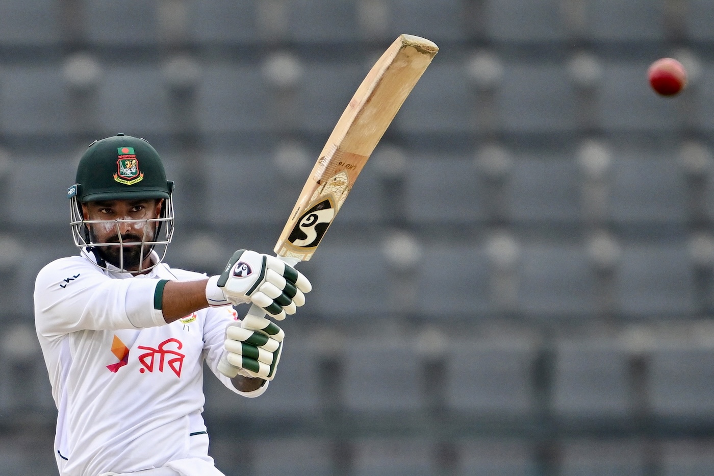 Litton And Mushfiqur Push Bangladesh Closer To Victory
