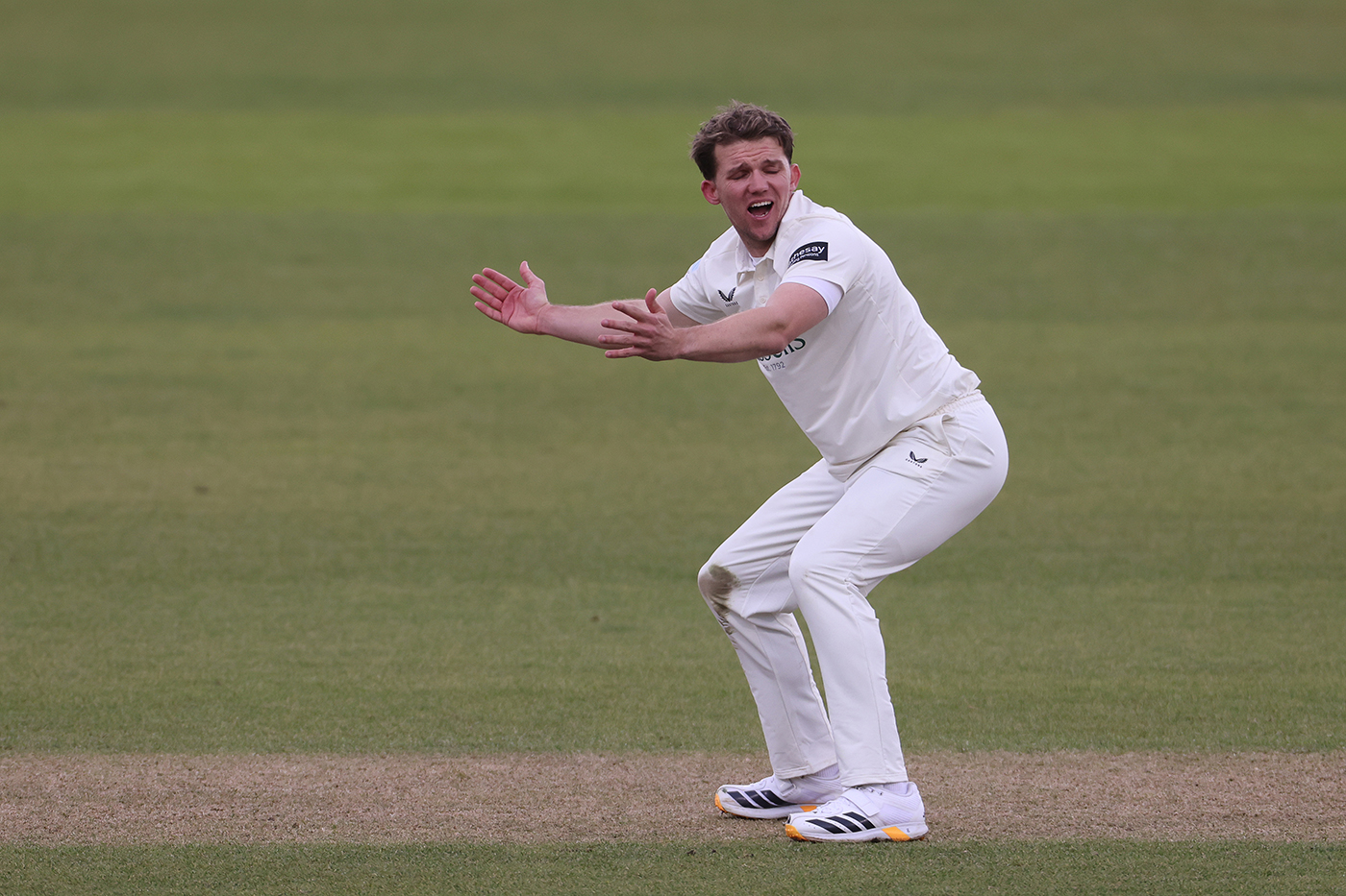 Matt Milnes Six-For Ends Kent's Year-Long Winless Streak