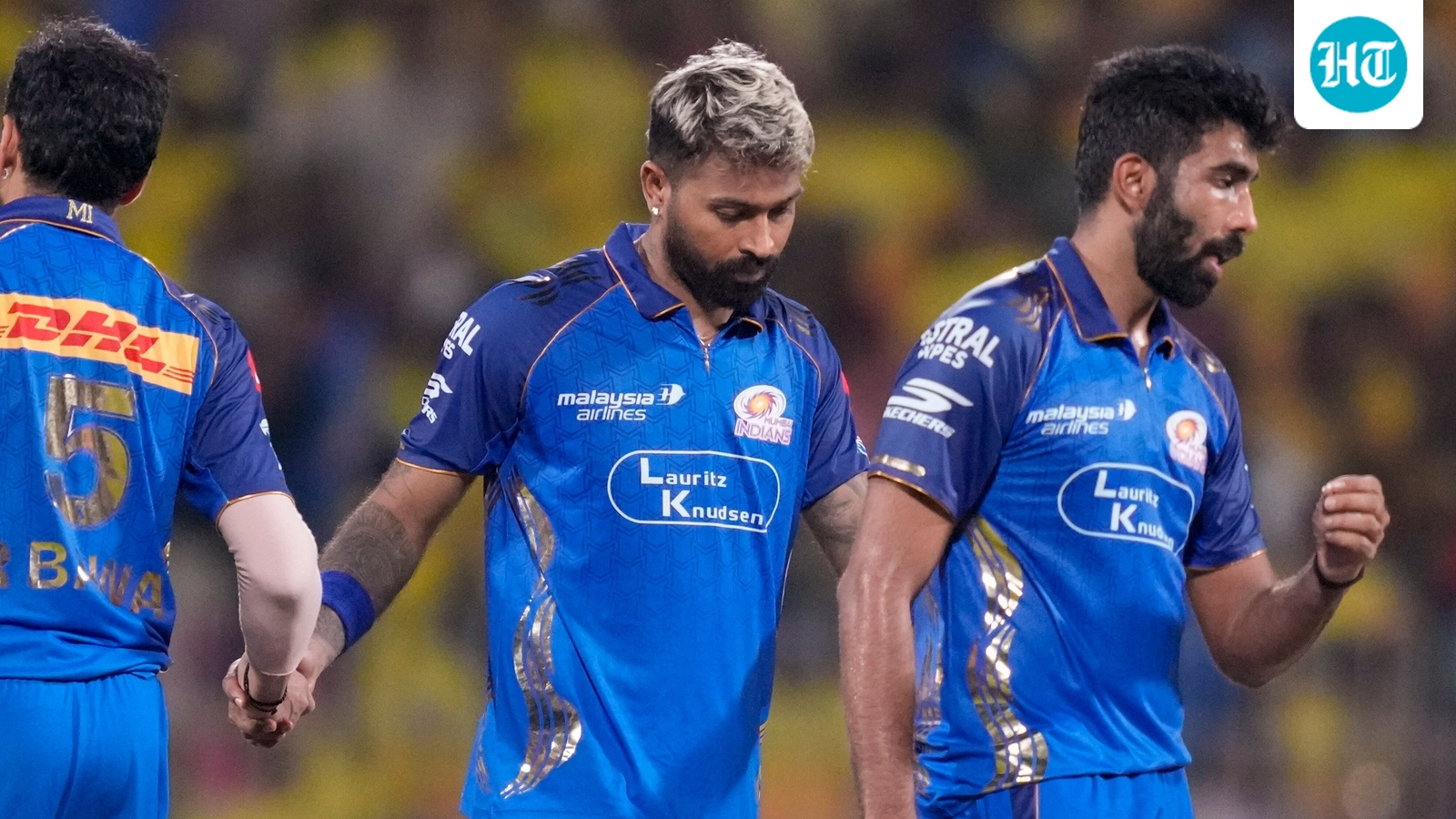 MI Urged To Replace Hardik With Bumrah As Captain