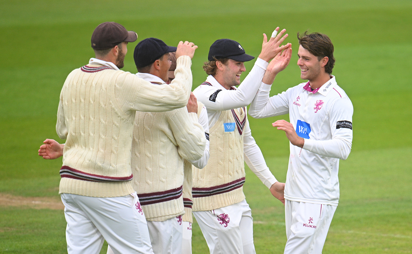 Rain Rescues Sussex From Somerset's Follow-On Trap