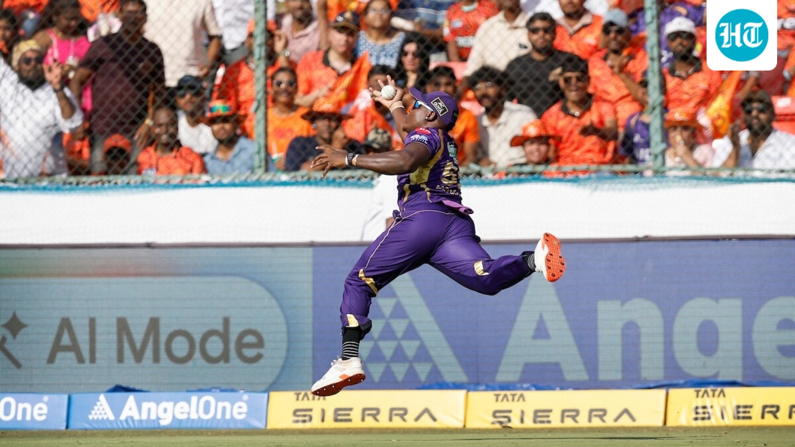Rovman Powell's One-Handed Catch Dismisses Heinrich Klaasen