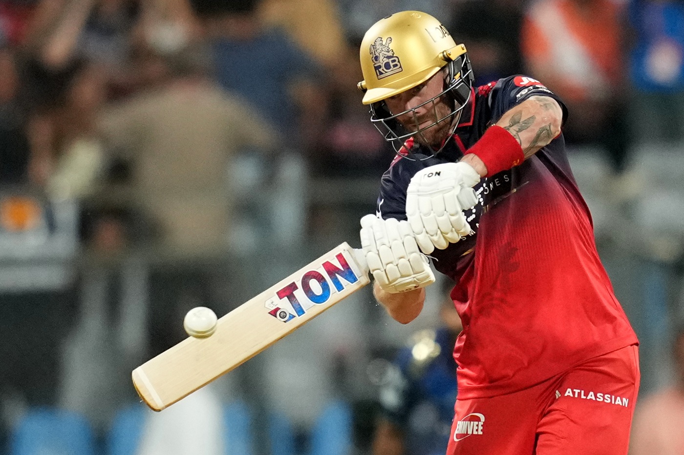 Salt Returns Home For Scans After Finger Injury