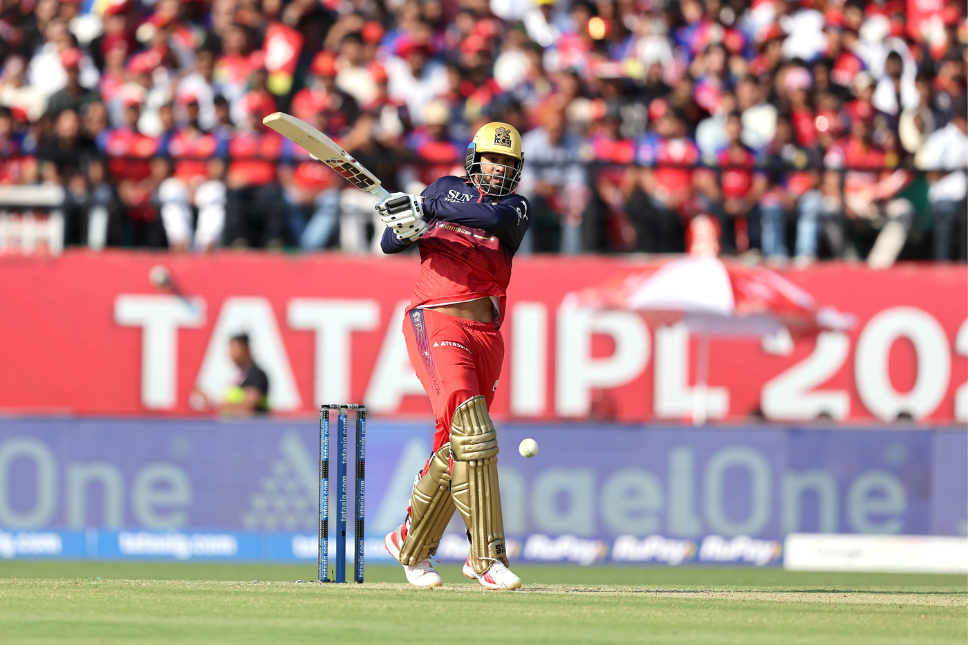 Venkatesh, Rasikh Guide RCB Into IPL 2026 Playoffs